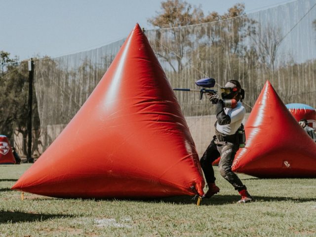 Stratégies d’attaque par les flancs en paintball