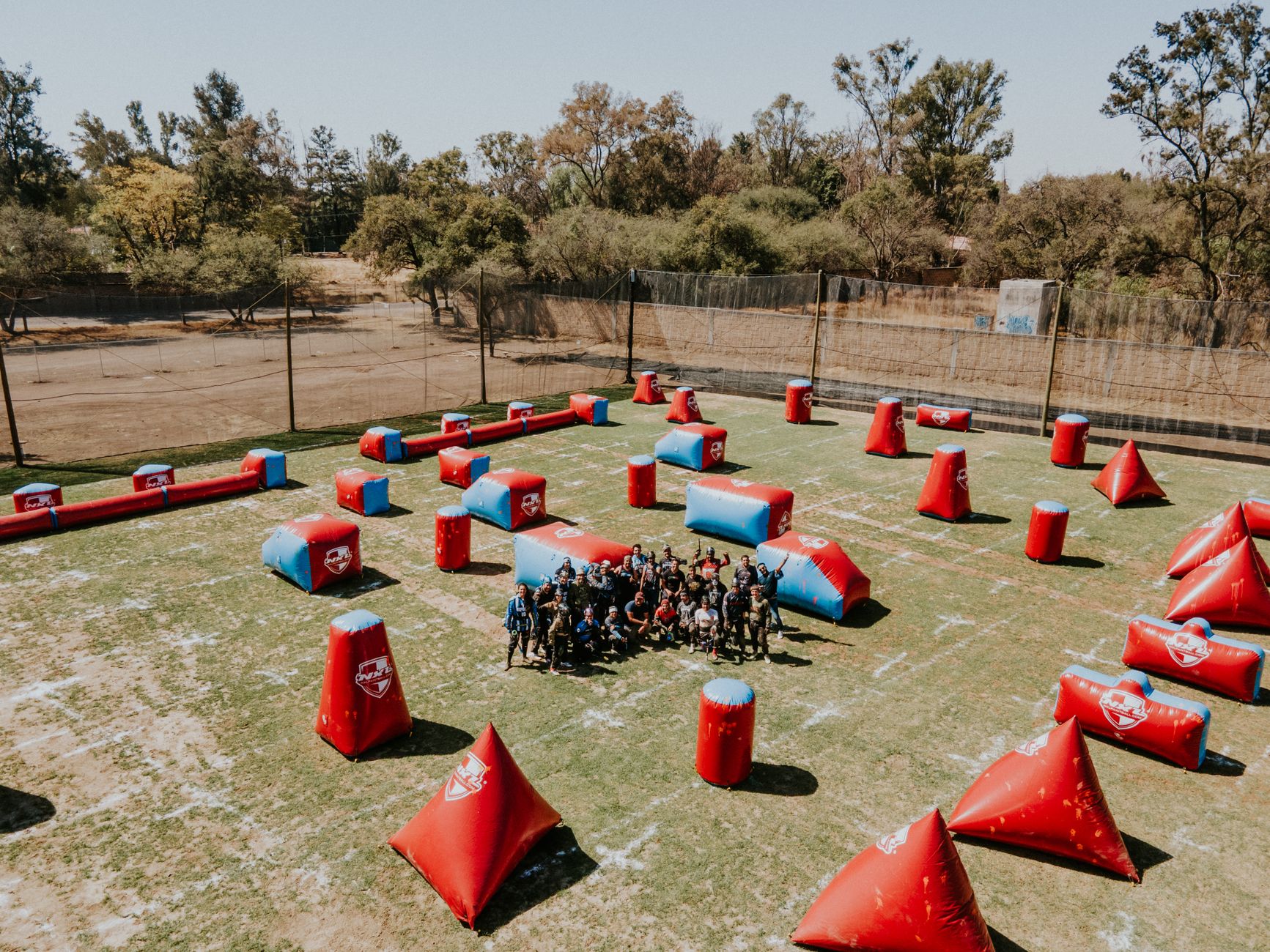 Louer matériel et terrain de paintball localement
